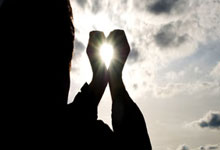 200粒三唑仑查获：海关严打毒品走私，守护国门安全